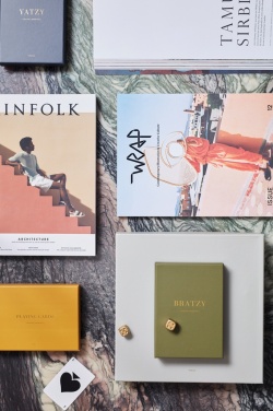 Logotrade kampanjprodukter bild: VINGA Bratzy coffee table