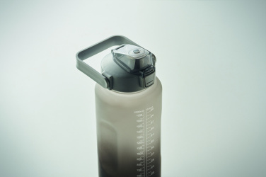 Logotrade profilprodukter bild: RPET vattenflaska 2000 ml
